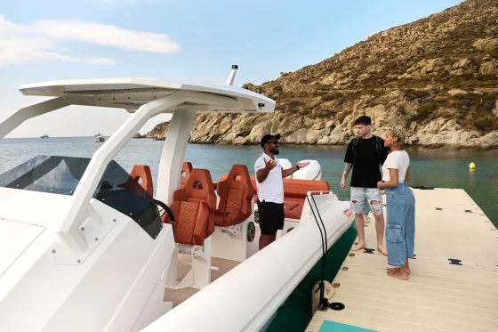 UBER BOAT