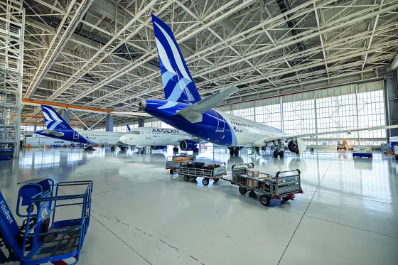 Aegean - Hangar μέσα
