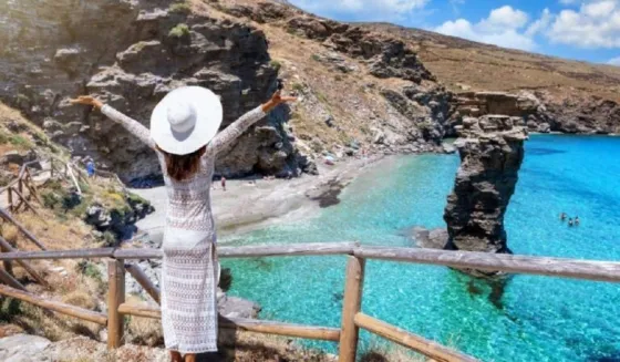 andros