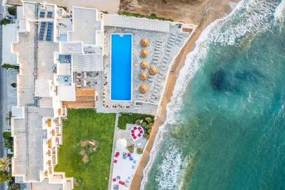 selina-paros