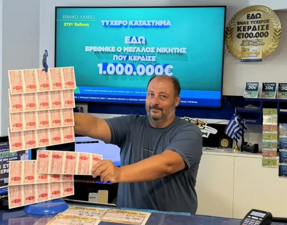 Κώστας Τοπανέλλης, ιδιοκτήτης καταστήματος Allwyn στη Γλυφάδα