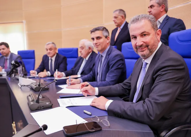 ΑΛΕΞΑΝΔΡΟΣ ΕΞΑΡΧΟΥ 