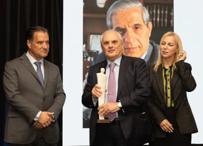 ΑΥΛΟΣ ΓΙΑΝΝΑΚΟΠΟΥΛΟΣ