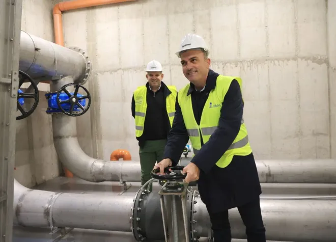 deyal-kentriko-antliostasio