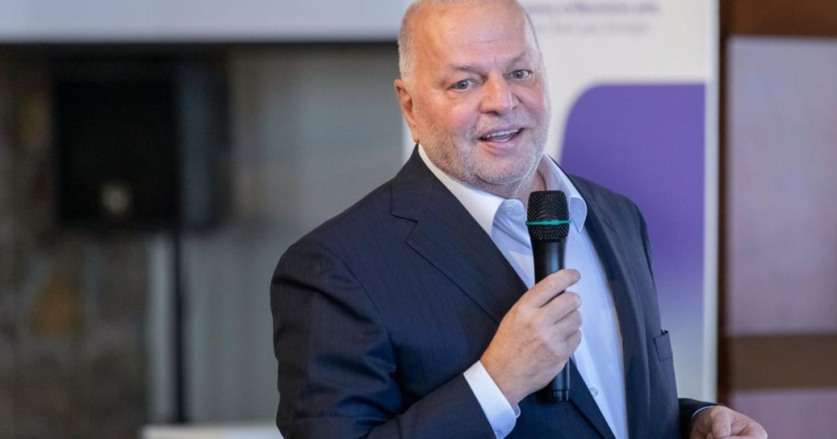Ευάγγελος Μυτιληναίος: Στη λίστα των FT για τους κορυφαίους CEO της Βρετανίας