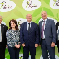 Agrino εγκαίνια, Οικογένεια με Τσιάρα