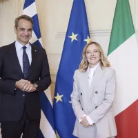 mitsotakis meloni