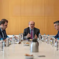 xatzidakis pierrakakis papastavrou theodorikakos kerameos.