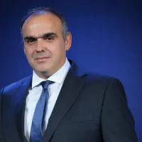 Παύλος Ξηραδάκης.