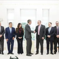 mitsotakis gilfoyl papastavrou chevron stefatos