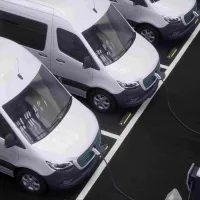 electric-ev-delivery-vans-charging