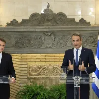 μητσοτακης μακρόν 