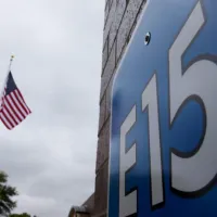 E15