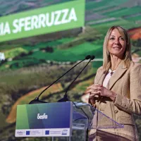 sferruzza desfa.