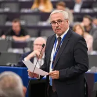 maniatis1