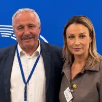 Μανιάτης