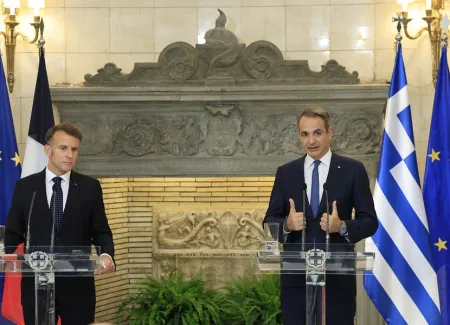 μητσοτακης μακρόν 