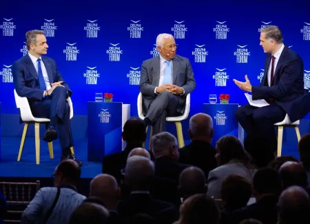 Από αριστερά: Κυριάκος Μητσοτάκης, Πρωθυπουργός της Ελλάδος - António Costa, Πρόεδρος του Ευρωπαϊκού Συμβουλίου - Fred Pleitgen, Senior International Correspondent CNN, Germany