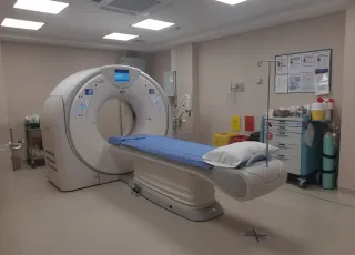 αξονικός τομογράφος 