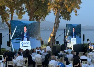 ελεταεν