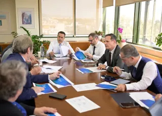 papastavrou manousakis tsafos manos aivaliotis