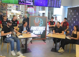 Pre-game show με Χάρη Κοπιτσή και Γιώργο Λιβάνη