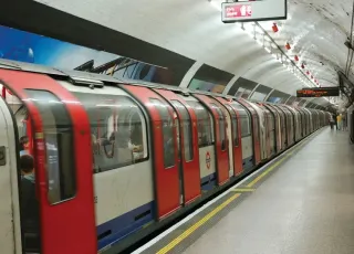 train-subway-station-London