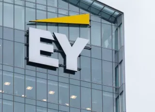 EY