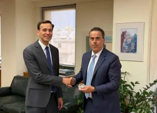 Epitetramenos U.S. EMBASSY ATHENS Josh Huck - Papastavrou