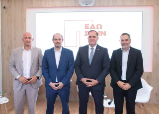 παπαστρατος