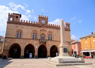 Fidenza-Town-Hall