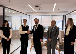 Ναυπηγεία Σαλαμίνας και ACT Infraport Ltd 