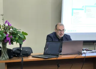  Κώστα Πατεράκη