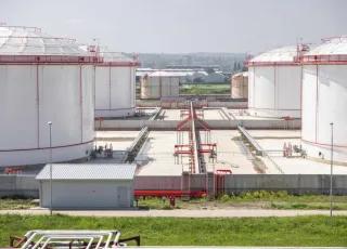 δεξαμενές πετρελαίου