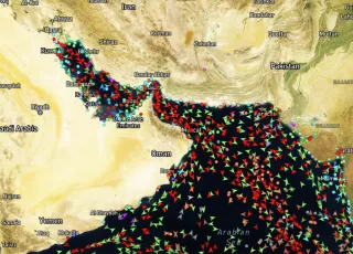 marine traffic strait hormuz.