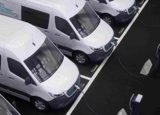 electric-ev-delivery-vans-charging