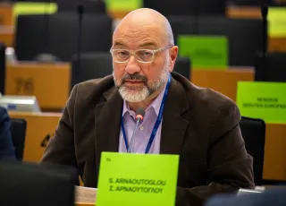 sakis arnaoutoglou