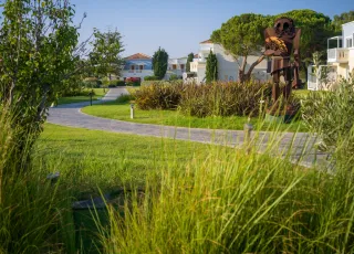Neptune Luxury Resort 